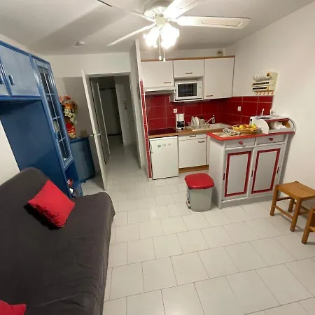 Apartment 300 Metres De La Six-Fours-les-Plages